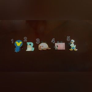Disney pins